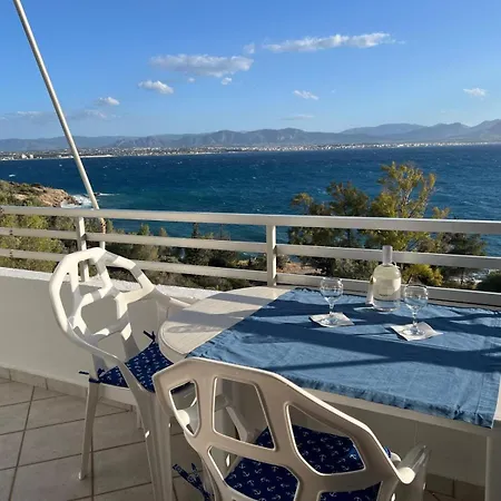 Atlas Apartment With Private Beach And Seaview Blue Loutráki Extérieur photo