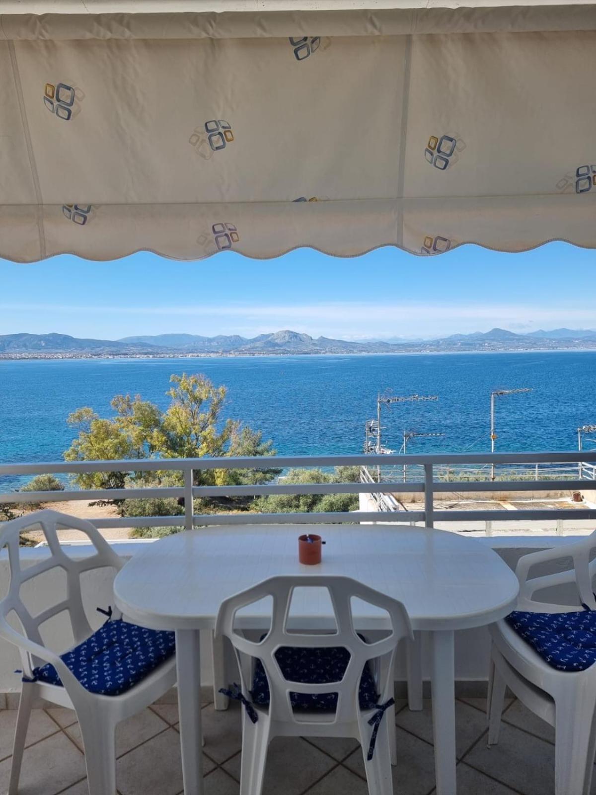 Atlas With Private And Seaview Blue Apartment